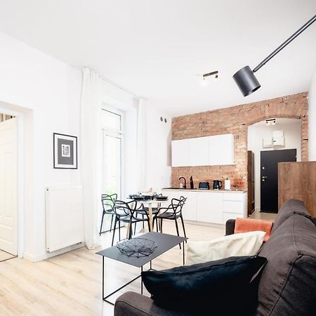 Apartamenty Pamiatkowa 11, 2 Rooms, Self Check In 24H Poznań Eksteriør billede