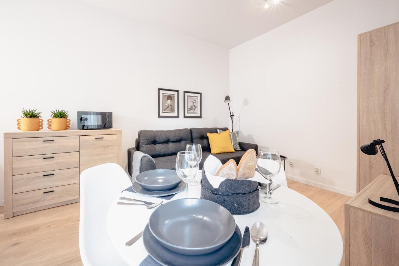 Apartamenty Pamiatkowa 11, 2 Rooms, Self Check In 24H Poznań Eksteriør billede