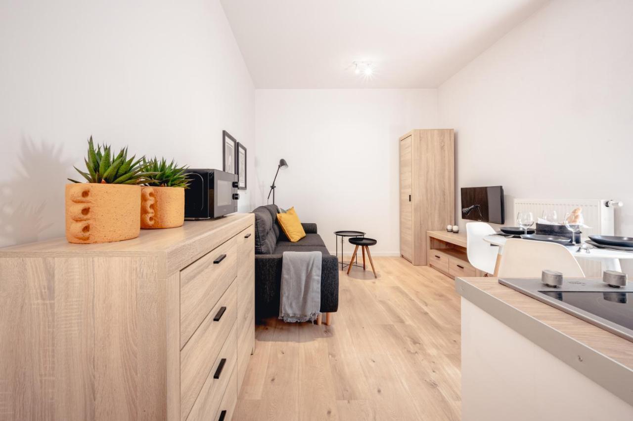 Apartamenty Pamiatkowa 11, 2 Rooms, Self Check In 24H Poznań Eksteriør billede